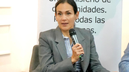 La exministra de Ambiente y Energía, Inés Manzano, enfrenta un juicio político en la Asamblea Nacional.
