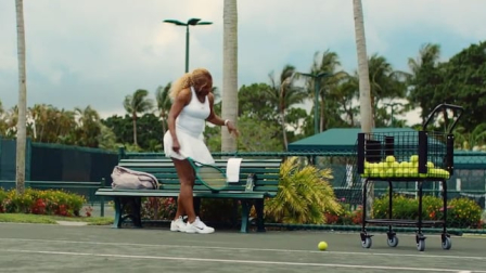 La estadounidense Serena Williams volverá a competir con una invitación para el cuadro de dobles de Queen's con la canadiense Mboko.
