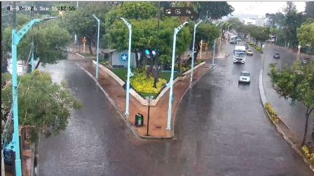 Cámaras de Segura EP captan varias vías mojadas en Guayaquil, debido a la intensa lluvia con tormentas eléctricas, de este 7 de junio de 2026.