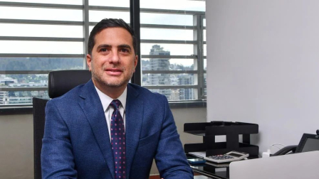 El Gobierno anuncia a Roberto Kury como nuevo ministro de Relaciones Exteriores