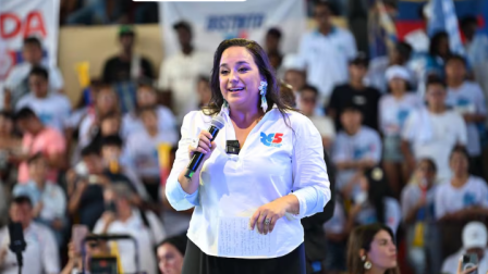 Gabriela Rivadeneira es la presidenta de la Revolución Ciudadana.