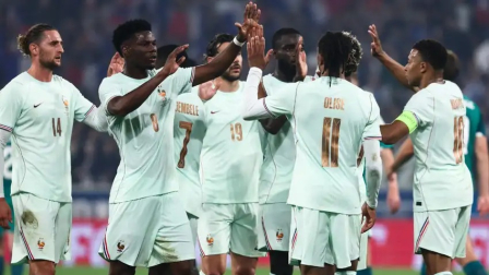 Los jugadores de Francia celebrando uno de los tres goles