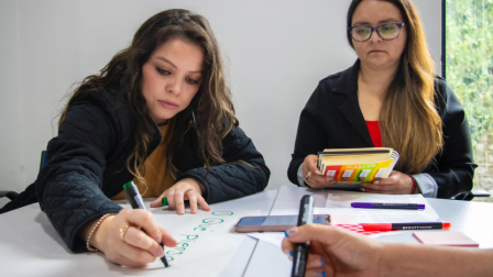 Las actividades que cumplirán los docentes los sábados no son obligatorias, indicó la ministra Alcívar.