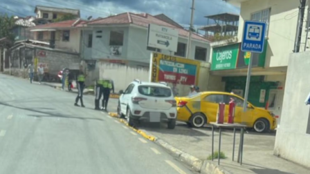 El siniestro ocurrió junto al Centro de Revisión Vehicular de Mayancela.