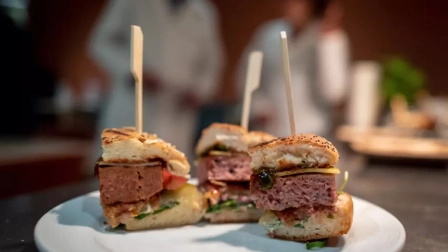Los ganaderos consideran que los alimentos de origen vegetal que imitan a la carne son engañosos para los consumidores.