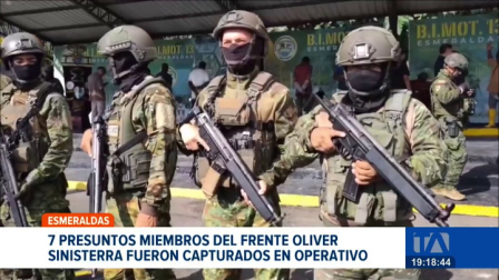 Los allanamientos en Esmeraldas dejaron el decomiso de armas, el desmantelamiento de dos campamentos y la destrucción de una máquina de minería.