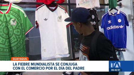 Cientos de compradores saturan los callejones de la Bahía de Guayaquil en busca del regalo ideal para papá. Un reportaje de Jazmín Solís