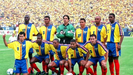 Selección de Ecuador en la clasificación al Mundial de Corea y Japón 2002.