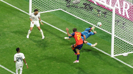Oyarzabal anota el gol para España en el partido ante Arabia Saudita en el Mundial 2026.