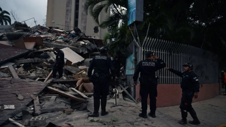 El principal aeropuerto de Venezuela fue cerrado tras terremoto.