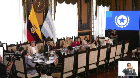 El Concejo Cantonal de Guayaquil negó la remoción de Aquiles Alvarez como alcalde.
