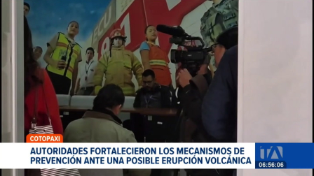 Durante cuatro días se desarrollaron jornadas de capacitación y evacuación en las zonas de riesgo ante una posible erupción del volcán Cotopaxi. Un reportaje de Juan Pablo Toro