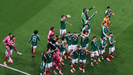 Soccer Football - FIFA World Cup 2026 - Round of 32 - Mexico v Ecuador - Estadio Azteca, Mexico City, Mexico - June 30, 2026 Mexico players celebrate after the match REUTERS/Carlos Perez Gallardo