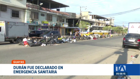 El Municipio de Durán tomó la medida extrema tras acumularse más de una semana sin el servicio de recolección de desechos. Un reportaje de Jazmín Solís
