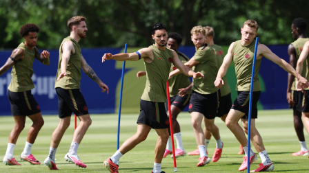 Canadá - Houston Sports Park, Houston, Texas, EE. UU. - 3 de julio de 2026. Stephen Eustaquio y Alistair Johnston, de Canadá, durante el entrenamiento.