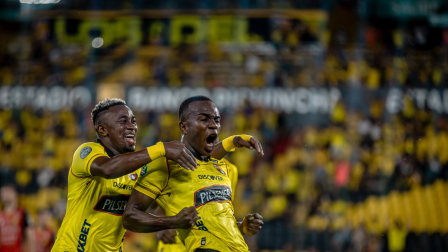 Jhonny Quiñónez selló desde el punto penal el triunfo de Barcelona SC.