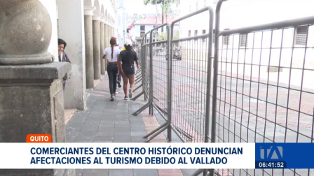 El Municipio de Quito reiteró su llamado urgente para liberar los accesos peatonales al corazón del Centro Histórico. Comerciantes de la zona respaldan la iniciativa. Un reportaje de Stephany Paz