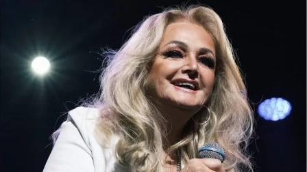 Muere la cantante británica Bonnie Tyler a los 75 años en Portugal