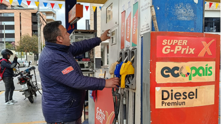 El precio de los combustibles en Ecuador varía el 12 de cada mes, de acuerdo a un sistema de bandas.