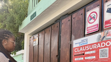 La AMC clausuró casas de citas en diferentes sectores de Quito.