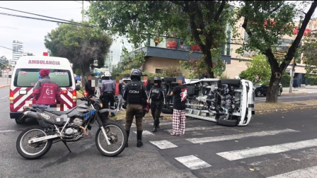 Siniestro de tránsito en el norte de Quito provoca cierres viales.