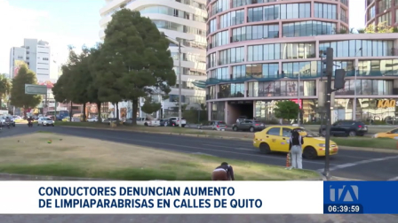 Conductores alertan aumento de limpiaparabrisas en el norte de Quito. Ante esto, la AMC ejecuta controles de disuasión en las zonas afectadas. Un reportaje de Stephany Paz