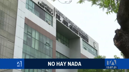 En medio de los cambios persisten la falta de medicinas, la infraestructura deteriorada y las demoras en la asignación de citas médicas. Un reportaje de Bernarda Cevallos