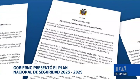 El mandatario firmó el Decreto 448 para elevar el proyecto a política pública, delineando las acciones para retomar el control territorial. Un reportaje de Belén Merizalde