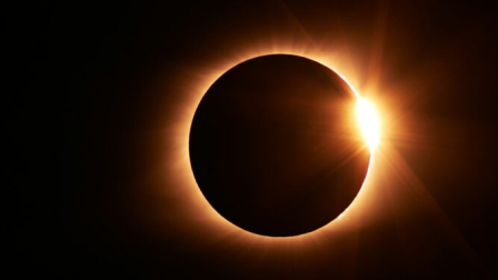 El 12 de agosto de 2026 se verá un eclipse solar total.