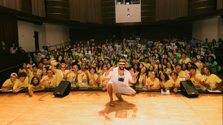 La Fundación Good Bunny desarrolla programas gratuitos para jóvenes en Puerto Rico