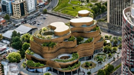 El proyecto japonés Living Strata | Estratos Vivos será el nuevo Museo del Ecuador.