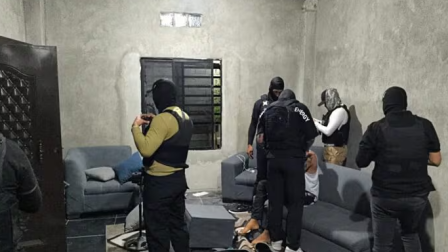 Un hombre fue detenido por su presunta participación en la balacera frente a una escuela en San Lorenzo, Esmeraldas.