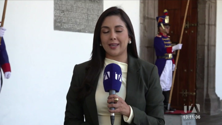 John Reimberg confirmó la intervención de la fuerza pública en la compra de medicinas luego de los mensajes dirigidos a Juan Carlos Aveiga. Un reportaje de Belén Merizalde