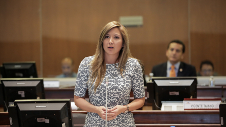 La exasambleísta Dallyana Passailaigue durante una sesión de Pleno en la Legislatura.