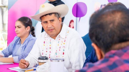 Asesinan a balazos al alcalde de Temoac dentro del ayuntamiento.