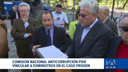 El organismo señala que exautoridades participaron en la selección y pagos a la firma que suscribió contratos por USD 200 millones con Celec.