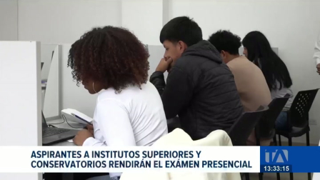 Un total de 79 mil aspirantes rinden las pruebas en más de 200 sedes nacionales hasta este jueves, previo al proceso de postulación. Un reportaje de Lucía Clavijo