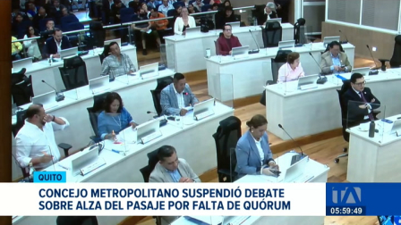 El debate en el Municipio de Quito quedó truncado luego de que la mayoría de ediles abandonaran la sesión, solo 10 concejales se mantuvieron en el pleno. Un reportaje de Stephany Paz