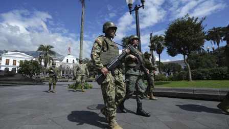 Ecuador enfrenta una creciente ola de violencia por el crimen organizado y narcotráfico.