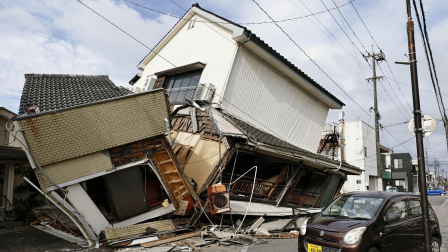 Una vivienda se desplomó en la prefectura de Kumamoto tras el terremoto de magnitud 7.1.