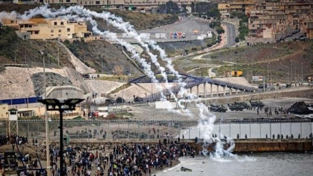 1.500 migrantes llegaron a nado desde Marruecos en apenas una semana