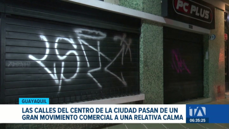 Comerciantes y ciudadanos denuncian falta de iluminación y limpieza en le centro de Guayaquil, señalan que la falta de control propicia la delincuencia. Un reportaje de Camila Guevara