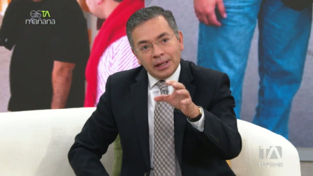Wilfrido Muñoz presenta su libro sobre la globalización musical y comparte su experiencia junto a artistas internacionales.