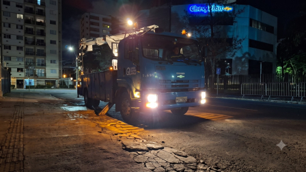 Un daño en una red subterránea dejó sin electricidad a varios sectores del norte de Quito.