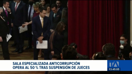 La sanción impuesta a jueces tras la revocatoria de la prisión a Aquiles Alvarez deja 143 causas pendientes, 77 a cargo de los sancionados. Un reportaje de María Fernanda Utreras