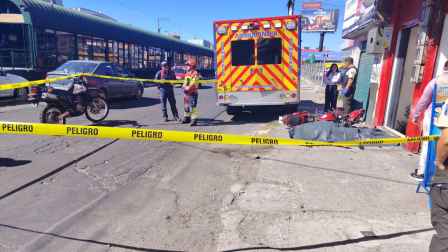 Policía pierde la vida tras un siniestro en su motocicleta en el sur de la capital