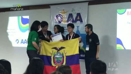 Alexa Montenegro, Carla Guevara, Karú Úzcategui y Adrián Araujo, estudiantes ecuatorianos, comparten su experiencia en la Olimpiada Internacional de Astronomía y Astrofísica Vietnam 2026.