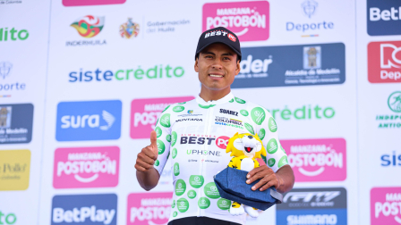 El ecuatoriano Jimmy Santiago Montenegro ganó la camiseta de líder de la montaña en la primera etapa de la Vuelta a Colombia.
