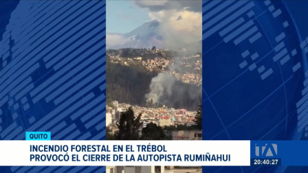 Un flagelo registrado en una zona de difícil acceso provocó grandes columnas de humo e interrupción vehicular en el sentido Quito–Valle de los Chillos. El Cuerpo de Bomberos investiga la causa.
