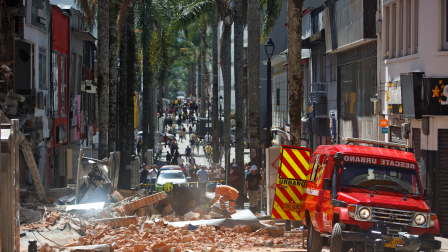 MEl fuerte sismo en Colombia dejó daños materiales y víctimas mortales.